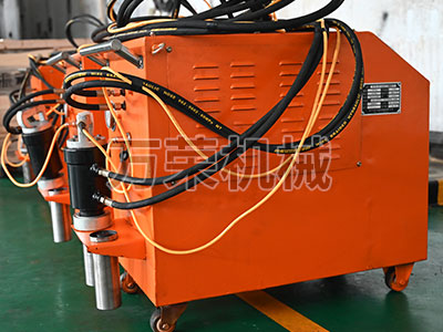 郑州虎克环槽铆钉机